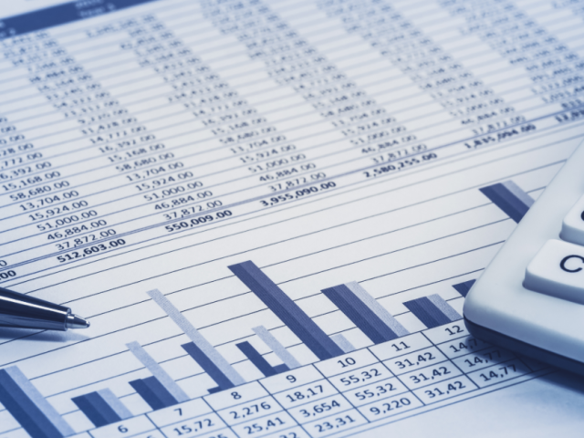 How Financial Advisors Lose Credibility Without a Compliance-Ready WordPress Website?